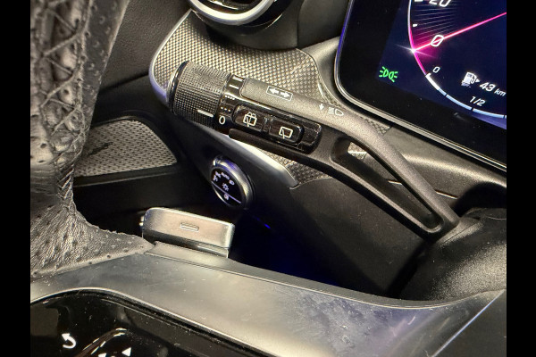 Mercedes-Benz C-Klasse Estate C300e AMG Line Plug-in hybride PANORAMADAK AIRCO CAMERA CRUISE SFEERVERLICHTING LEDER KEYLESS START