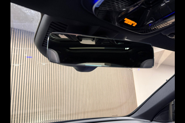 Mercedes-Benz C-Klasse Estate C300e AMG Line Plug-in hybride PANORAMADAK AIRCO CAMERA CRUISE SFEERVERLICHTING LEDER KEYLESS START