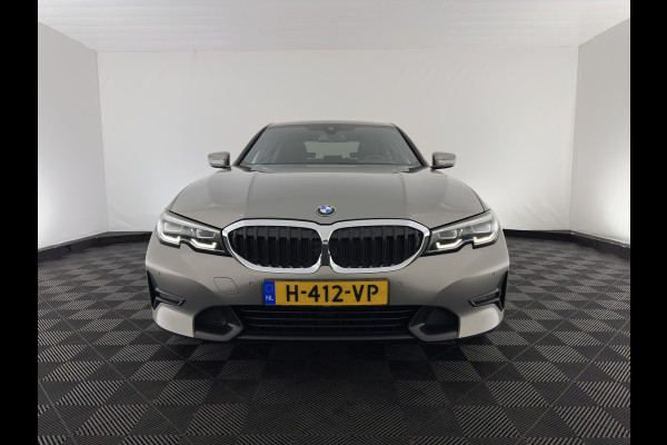 BMW 3-serie 320d High Executive Edition (INCL.BTW) *LUXURY-LEATHER | FULL-LED | DIGI-COCKPIT | HEATED-SPORTSEATS | HIFI-SOUND | NAVI-FULLMAP | KEYLESS | CAMERA | PRIVACY-GLASS | SHIFT-PADDLES | DAB+ | ECC | PDC | CRUISE | 19''ALU*