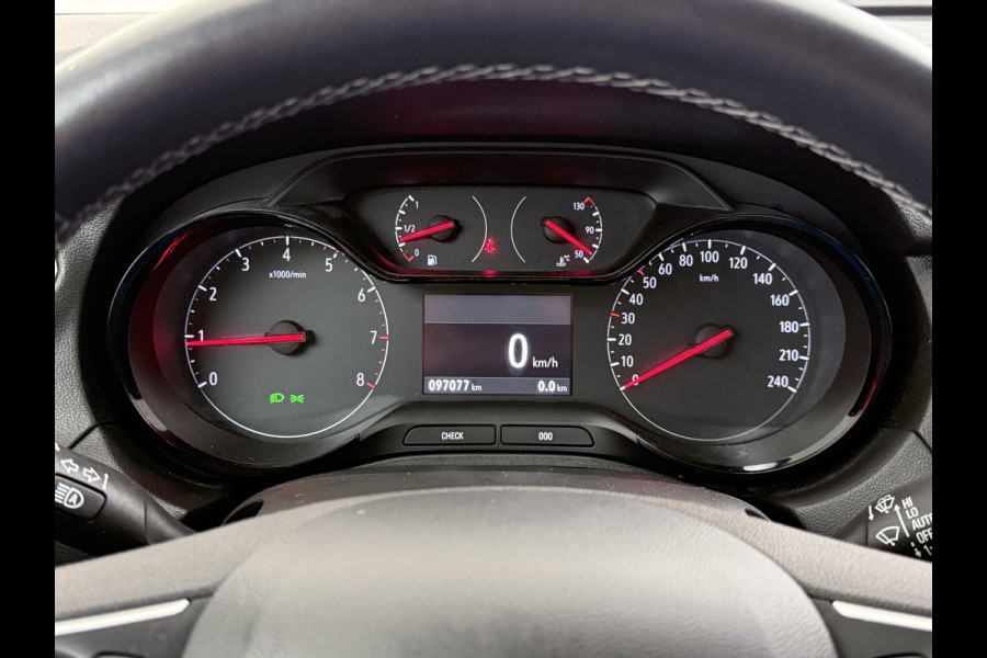 Opel Grandland X T131PK Trekhaak Navi Ecc Pdc Apple Carplay Android Auto Cruise Control Edition Lmv Licht-Regensensor Verkeersbordlezer PrivacyGlas IntelliLink Bluetooth Origineel Nederlandse Auto 1.400KG Trekgewicht! € 35.000 nieuw! Bij ons volledig Onderhouden