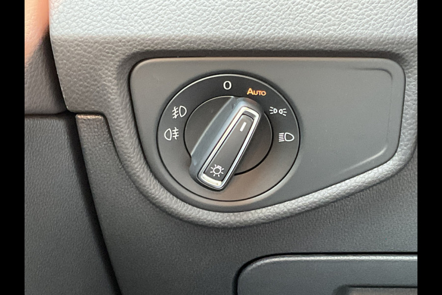 Volkswagen Touran 7-Pers 1.5 TSI EVO ACT 150 COMFORTLINE EDITION 7P Stoelverw Keyless Adapt.Cruise