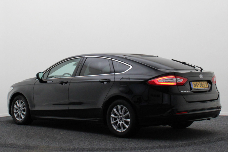 Ford Mondeo 1.5 Titanium Climate, Cruise, Navigatie, Bluetooth, Rijstrooksensor, LED, Keyless, 16''