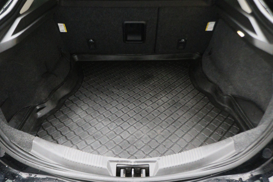 Ford Mondeo 1.5 Titanium Climate, Cruise, Navigatie, Bluetooth, Rijstrooksensor, LED, Keyless, 16''