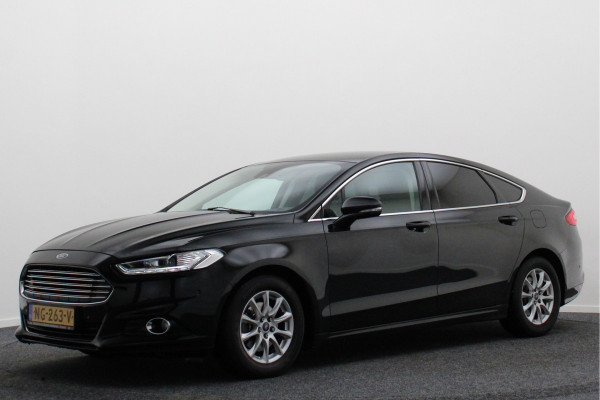 Ford Mondeo 1.5 Titanium Climate, Cruise, Navigatie, Bluetooth, Rijstrooksensor, LED, Keyless, 16''