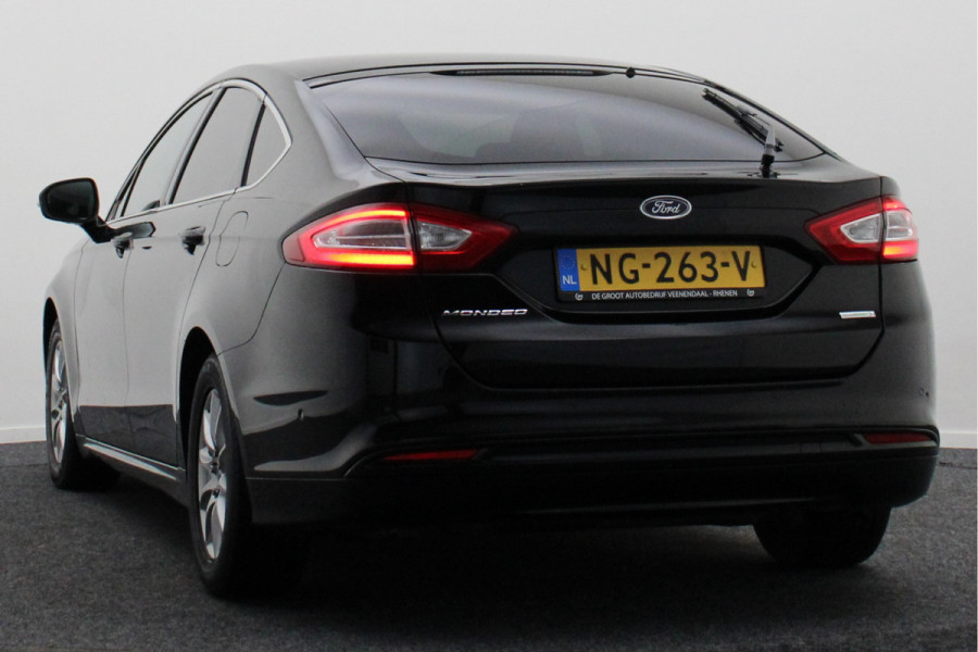 Ford Mondeo 1.5 Titanium Climate, Cruise, Navigatie, Bluetooth, Rijstrooksensor, LED, Keyless, 16''