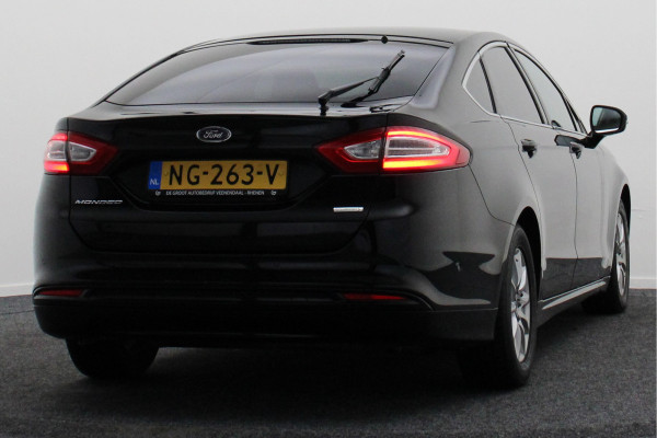 Ford Mondeo 1.5 Titanium Climate, Cruise, Navigatie, Bluetooth, Rijstrooksensor, LED, Keyless, 16''