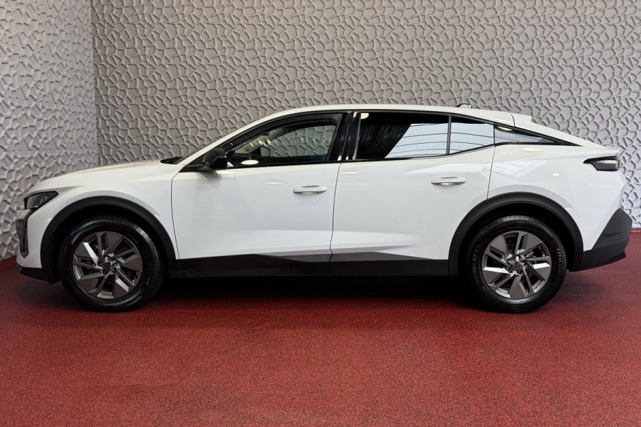 Peugeot 408 ALLURE 130 PK COMFORT XL.NAVI 180. CAMERA LED HALF LEER