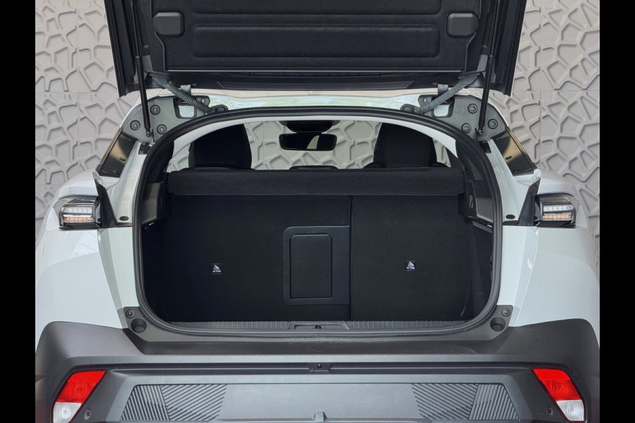 Peugeot 408 ALLURE 130 PK COMFORT XL.NAVI 180. CAMERA LED HALF LEER