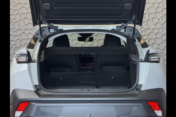 Peugeot 408 ALLURE 130 PK COMFORT XL.NAVI 180. CAMERA LED HALF LEER