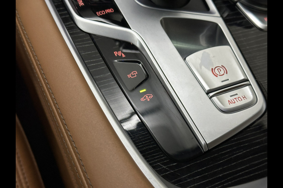 BMW 7 Serie 730d xDrive | Schuifdak | Massage | 360 Camera | Soft-Close | ACC | Laser-LED | Indiv. Leder | Luchtvering | Achterasbesturing | Comfortstoelen | Stoelventilatie | Head-Up | 4-Zone Clima | Keyless-Entry | Driving Assist Pro. | Sfeerverlichting |