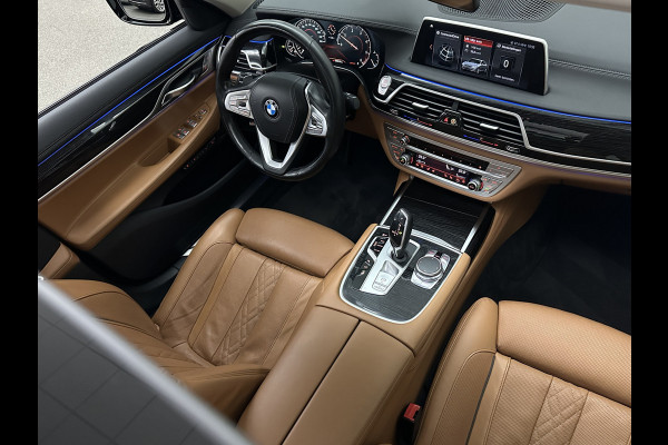 BMW 7 Serie 730d xDrive | Schuifdak | Massage | 360 Camera | Soft-Close | ACC | Laser-LED | Indiv. Leder | Luchtvering | Achterasbesturing | Comfortstoelen | Stoelventilatie | Head-Up | 4-Zone Clima | Keyless-Entry | Driving Assist Pro. | Sfeerverlichting |