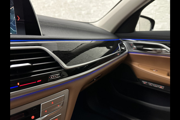 BMW 7 Serie 730d xDrive | Schuifdak | Massage | 360 Camera | Soft-Close | ACC | Laser-LED | Indiv. Leder | Luchtvering | Achterasbesturing | Comfortstoelen | Stoelventilatie | Head-Up | 4-Zone Clima | Keyless-Entry | Driving Assist Pro. | Sfeerverlichting |