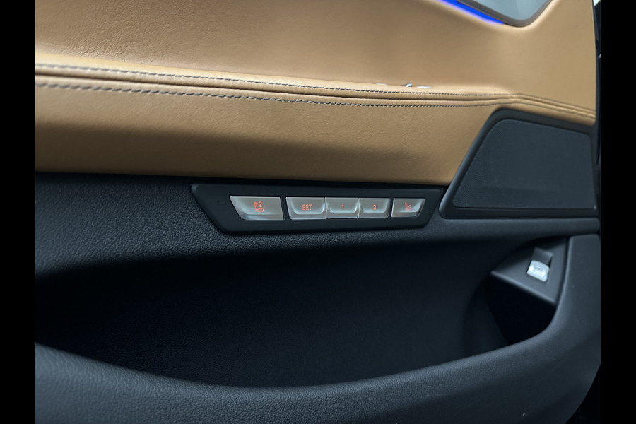 BMW 7 Serie 730d xDrive | Schuifdak | Massage | 360 Camera | Soft-Close | ACC | Laser-LED | Indiv. Leder | Luchtvering | Achterasbesturing | Comfortstoelen | Stoelventilatie | Head-Up | 4-Zone Clima | Keyless-Entry | Driving Assist Pro. | Sfeerverlichting |