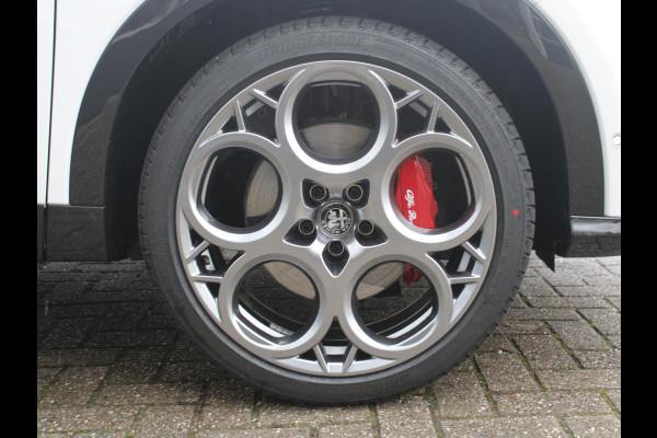 Alfa Romeo Tonale 1.5T 160pk Hybrid Veloce | 20" LM velgen | Pack Winter | Technology Pack