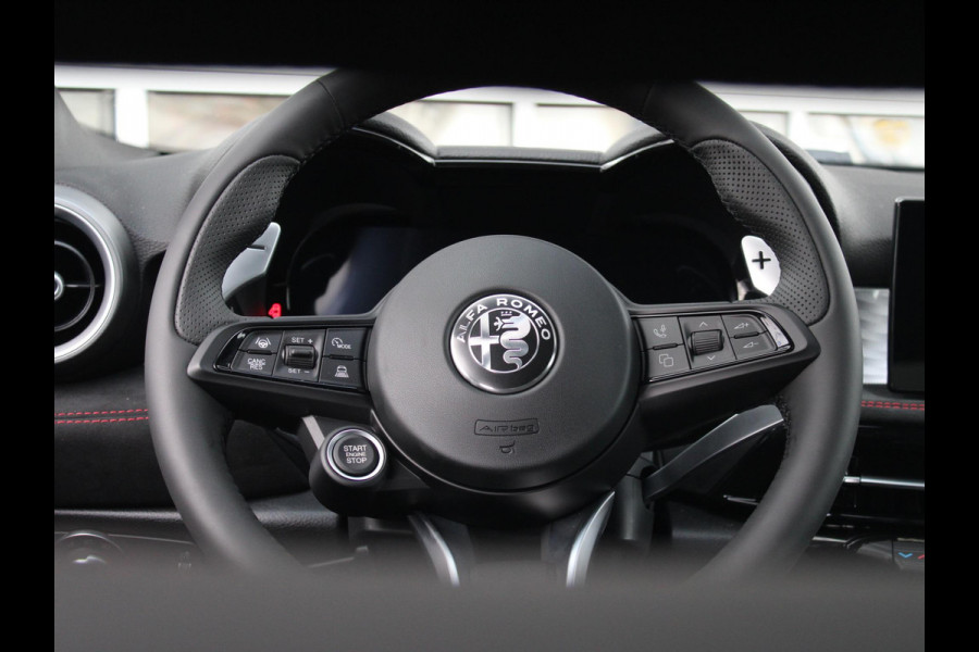 Alfa Romeo Tonale 1.5T 160pk Hybrid Veloce | 20" LM velgen | Pack Winter | Technology Pack