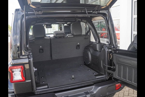 Jeep Wrangler Unlimited 4xe 380 Sahara | 22" Brute velgen | Uit voorraad leverbaar | MY25 | Sky One-Touch Power Soft Top | Geel kenteken !