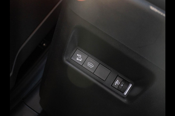 Jeep Avenger 1.2 e-Hybrid Summit | Winter Pack | Schuif/Kanteldak | Infotaiment&Convenience Pack