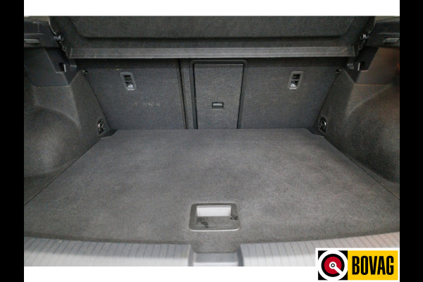 Volkswagen T-Roc 1.0 TSI Goal Edition | Stoelverw. | Apple Carplay / Android auto | PDC V+A | Adaptive cruise Travel Assist, Automatisch inparkeren, Climate control, all season banden, extra getint glas achter