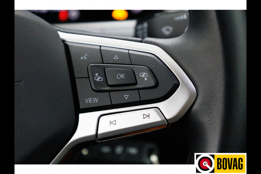 Volkswagen T-Roc 1.0 TSI Goal Edition | Stoelverw. | Apple Carplay / Android auto | PDC V+A | Adaptive cruise Travel Assist, Automatisch inparkeren, Climate control, all season banden, extra getint glas achter