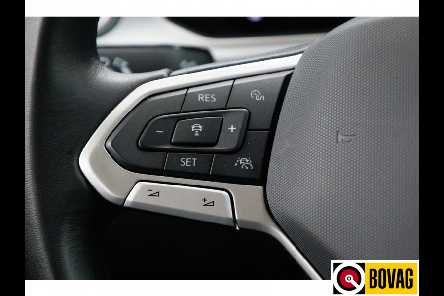 Volkswagen T-Roc 1.0 TSI Goal Edition | Stoelverw. | Apple Carplay / Android auto | PDC V+A | Adaptive cruise Travel Assist, Automatisch inparkeren, Climate control, all season banden, extra getint glas achter