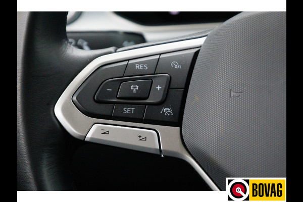 Volkswagen T-Roc 1.0 TSI Goal Edition | Stoelverw. | Apple Carplay / Android auto | PDC V+A | Adaptive cruise Travel Assist, Automatisch inparkeren, Climate control, all season banden, extra getint glas achter