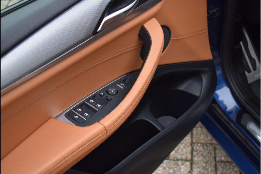 BMW X3 xDrive20i M-Pakket 184 Pk Pano Bruin Leder Trekhaak Full Led Camera 21 Inch