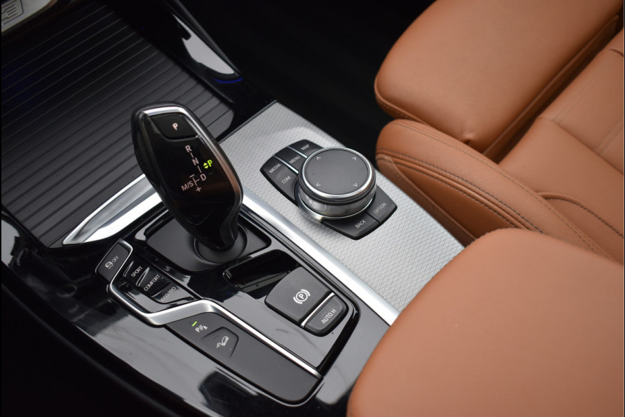 BMW X3 xDrive20i M-Pakket 184 Pk Pano Bruin Leder Trekhaak Full Led Camera 21 Inch