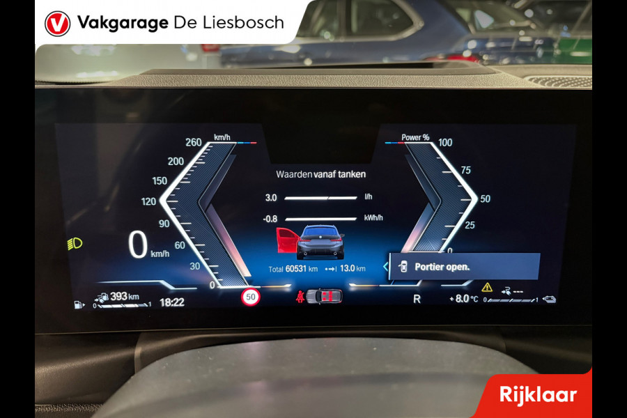 BMW 3 Serie Touring 330e xDrive M-pakket facelift / Panorama-dak / head-up / 360 camera / Harman-Kardon