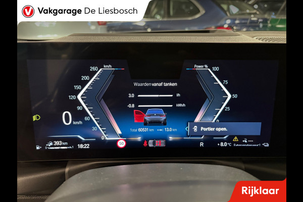 BMW 3 Serie Touring 330e xDrive M-pakket facelift / Panorama-dak / head-up / 360 camera / Harman-Kardon