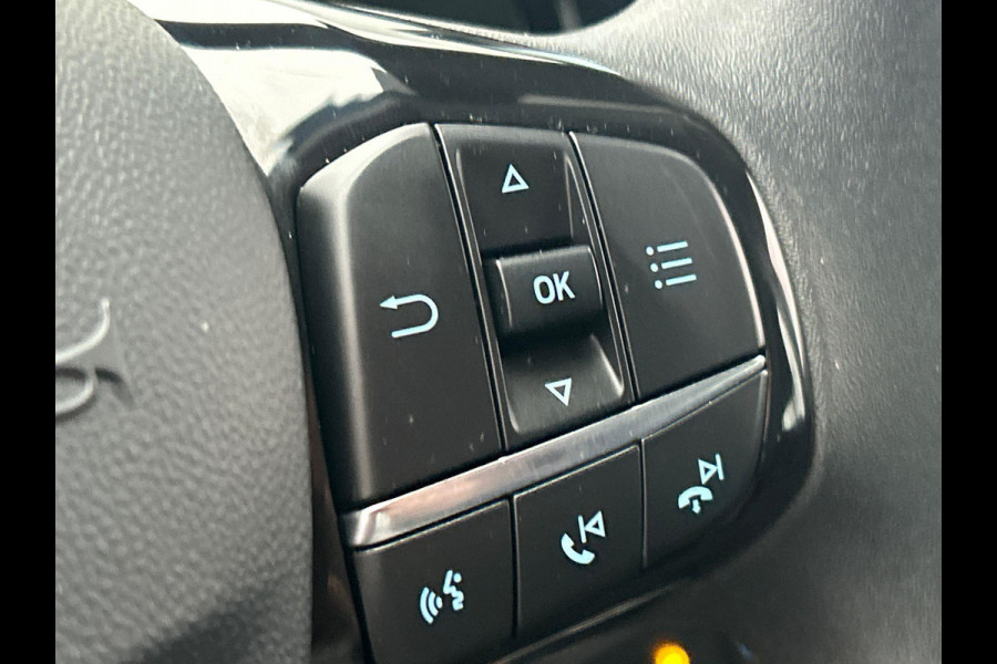 Ford Fiesta 1.1 * Origineel Nederlands * Carplay Lane Assist Navigatie
