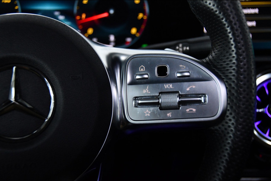 Mercedes-Benz A-Klasse 200 AMG Line Pano Sfeer Cam