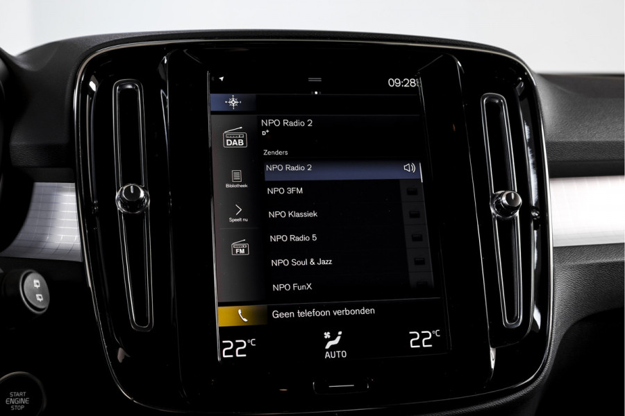 Volvo XC40 1.5 T4 Recharge Inscription | Dig. Cockpit | Cruise | PDC | NAV + App. Connect | ECC | DAB | Elek. Klep | LM 18" |