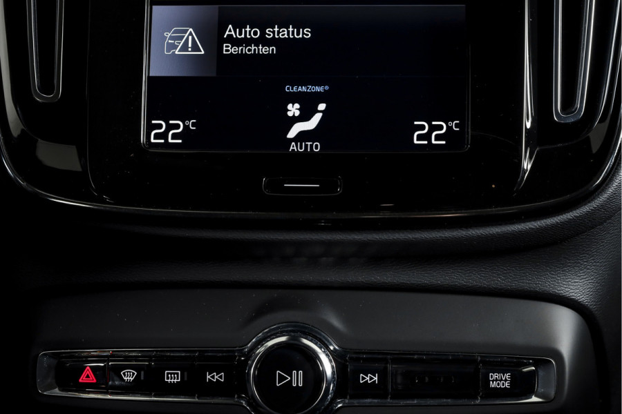 Volvo XC40 1.5 T4 Recharge Inscription | Dig. Cockpit | Cruise | PDC | NAV + App. Connect | ECC | DAB | Elek. Klep | LM 18" |