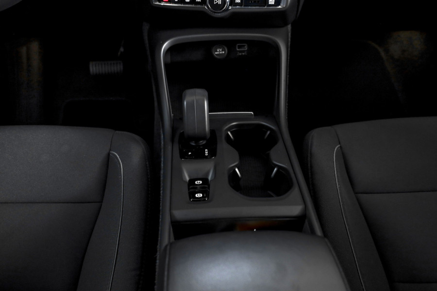 Volvo XC40 1.5 T4 Recharge Inscription | Dig. Cockpit | Cruise | PDC | NAV + App. Connect | ECC | DAB | Elek. Klep | LM 18" |