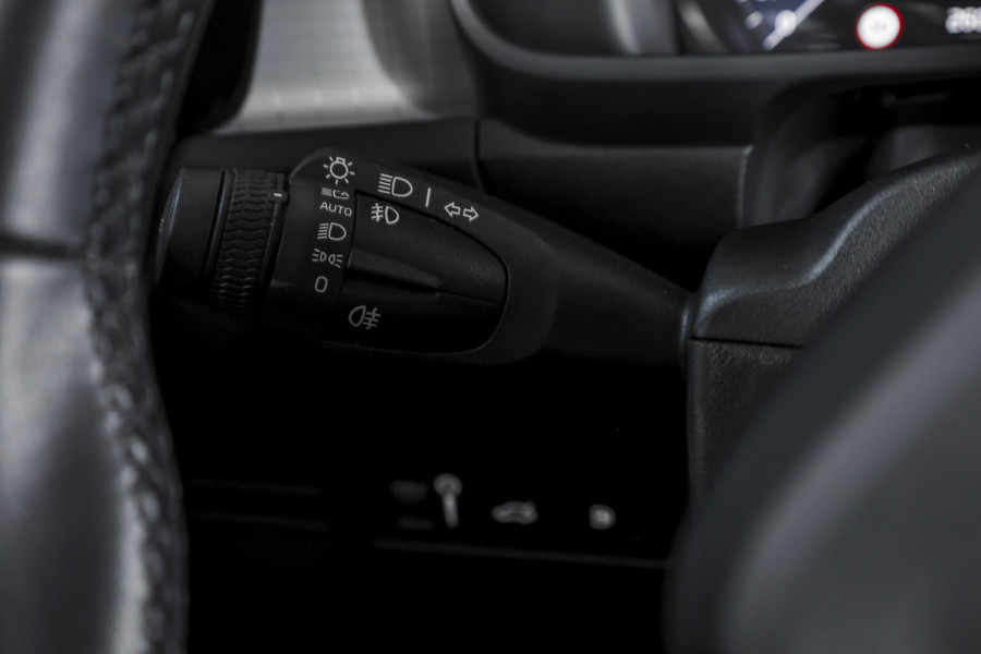 Volvo XC40 1.5 T4 Recharge Inscription | Dig. Cockpit | Cruise | PDC | NAV + App. Connect | ECC | DAB | Elek. Klep | LM 18" |