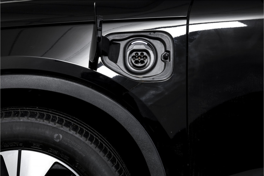 Volvo XC40 1.5 T4 Recharge Inscription | Dig. Cockpit | Cruise | PDC | NAV + App. Connect | ECC | DAB | Elek. Klep | LM 18" |