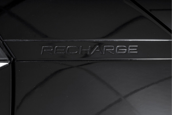 Volvo XC40 1.5 T4 Recharge Inscription | Dig. Cockpit | Cruise | PDC | NAV + App. Connect | ECC | DAB | Elek. Klep | LM 18" |