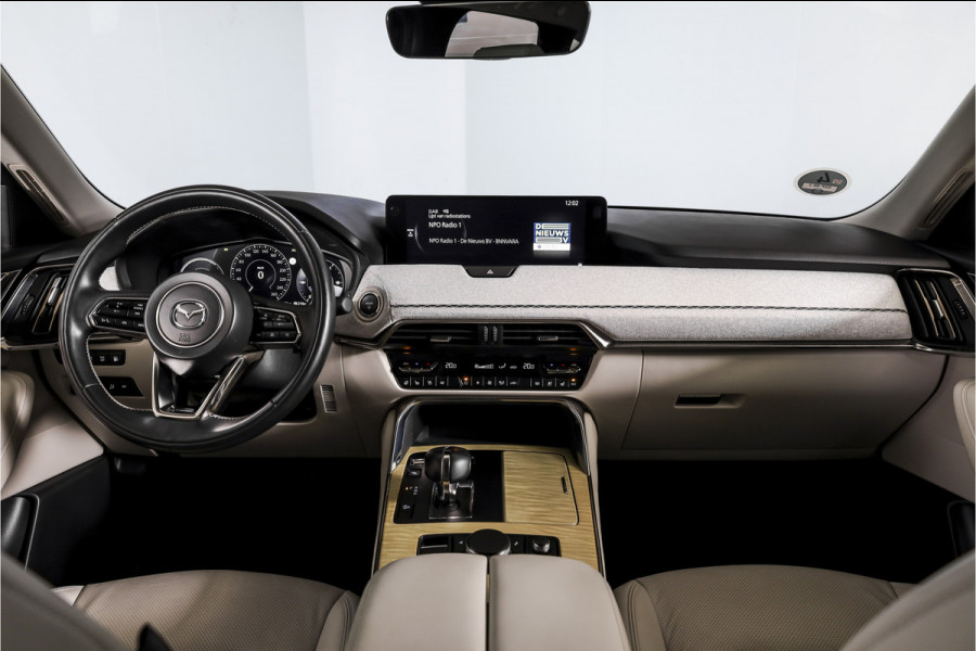 Mazda CX-60 2.5 e-SkyActiv PHEV Takumi | Dig.Cockpit | Adapt.Cruise | Winterpakket | PDC | Camera | NAV + App.Connect | ECC | Trekhaak | LM 21" |