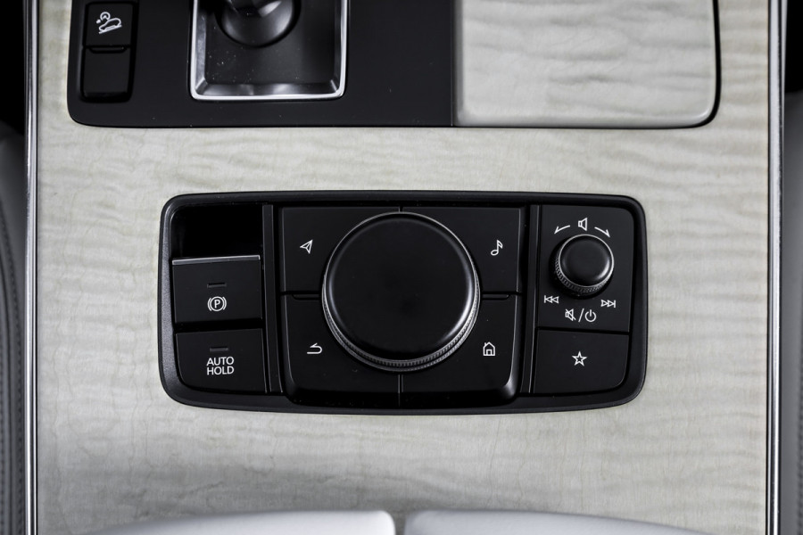 Mazda CX-60 2.5 e-SkyActiv PHEV Takumi | Dig.Cockpit | Adapt.Cruise | Winterpakket | PDC | Camera | NAV + App.Connect | ECC | Trekhaak | LM 21" |