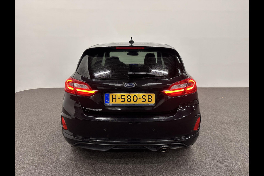 Ford Fiesta 1.0 EcoBoost ST-Line 125PK 6V Navigatie Full LED Carplay Parkeersensoren Cruise Control Stoel+Stuurverwarming Climate Control Privacy Glass 17" DAB+