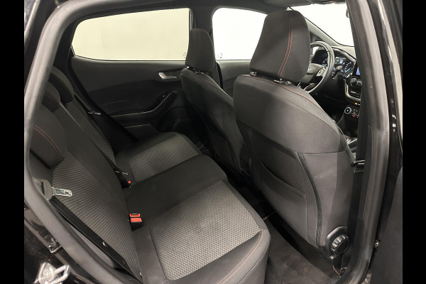 Ford Fiesta 1.0 EcoBoost ST-Line 125PK 6V Navigatie Full LED Carplay Parkeersensoren Cruise Control Stoel+Stuurverwarming Climate Control Privacy Glass 17" DAB+