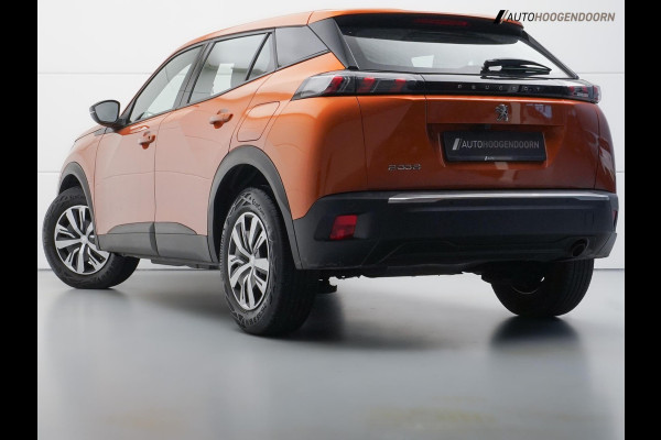 Peugeot 2008 1.2 PureTech Active Sport (APPLE CARPLAY,ACHTERUITRIJCAMERA,CRUISE CONTROL,LANE ASSIST,CLIMATE CONTROL,TOPCONDITIE)