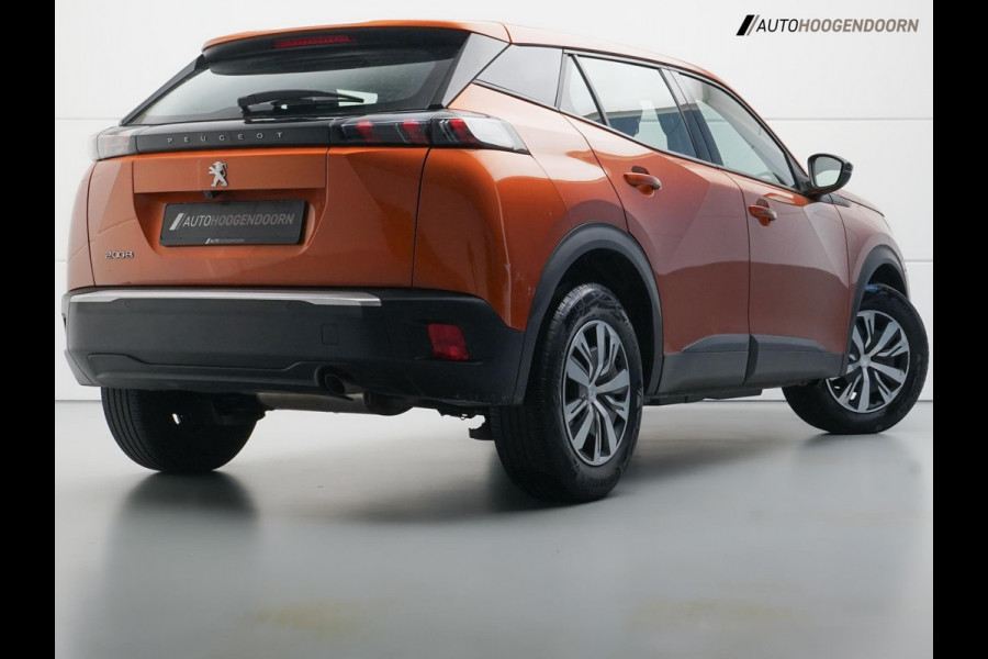 Peugeot 2008 1.2 PureTech Active Sport (APPLE CARPLAY,ACHTERUITRIJCAMERA,CRUISE CONTROL,LANE ASSIST,CLIMATE CONTROL,TOPCONDITIE)