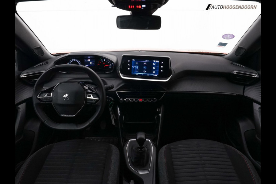 Peugeot 2008 1.2 PureTech Active Sport (APPLE CARPLAY,ACHTERUITRIJCAMERA,CRUISE CONTROL,LANE ASSIST,CLIMATE CONTROL,TOPCONDITIE)