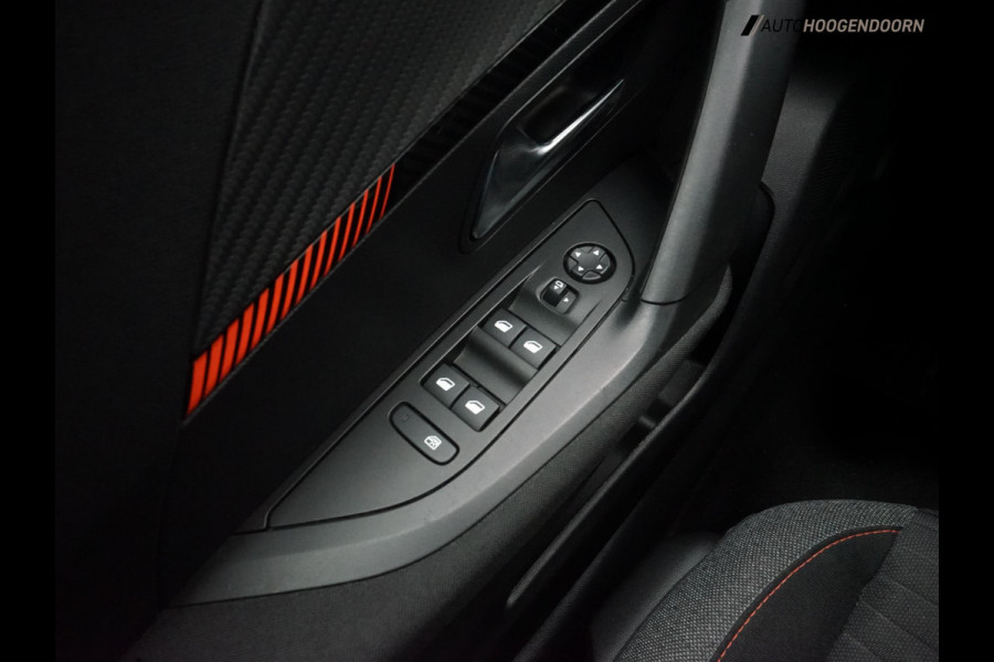 Peugeot 2008 1.2 PureTech Active Sport (APPLE CARPLAY,ACHTERUITRIJCAMERA,CRUISE CONTROL,LANE ASSIST,CLIMATE CONTROL,TOPCONDITIE)