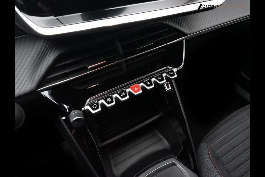 Peugeot 2008 1.2 PureTech Active Sport (APPLE CARPLAY,ACHTERUITRIJCAMERA,CRUISE CONTROL,LANE ASSIST,CLIMATE CONTROL,TOPCONDITIE)