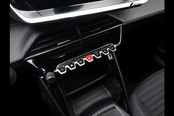 Peugeot 2008 1.2 PureTech Active Sport (APPLE CARPLAY,ACHTERUITRIJCAMERA,CRUISE CONTROL,LANE ASSIST,CLIMATE CONTROL,TOPCONDITIE)