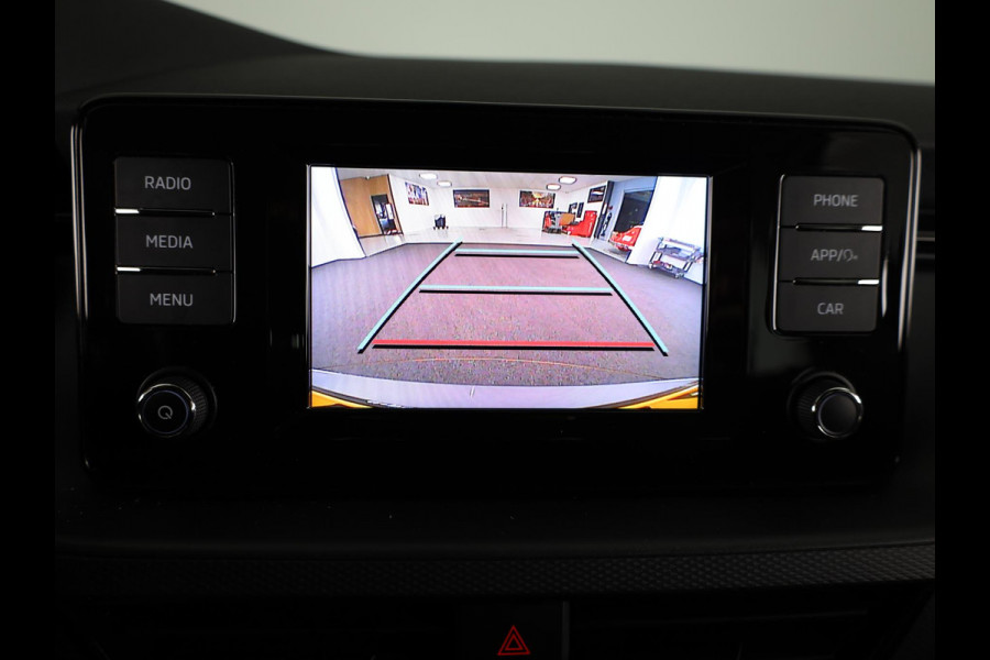 Škoda SCALA 1.0 TSI Ambition 110pk | Navigatie via App | lichtmetalen velgen | Parkeercamera | Cruise controle