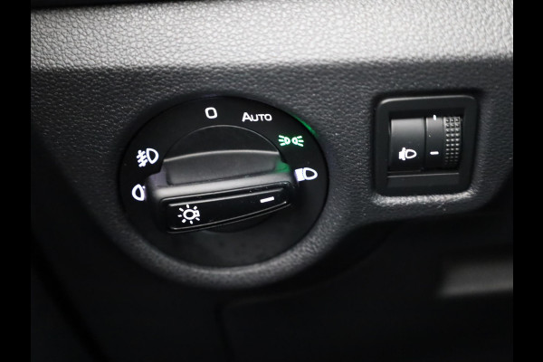 Škoda SCALA 1.0 TSI Ambition 110pk | Navigatie via App | lichtmetalen velgen | Parkeercamera | Cruise controle