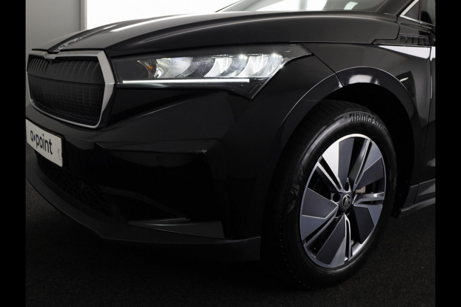 Škoda ENYAQ iV 80 204pk | Verwarmd sturuwiel | Wegklapare trekhaak | Warmtepomp | Parkeercamera